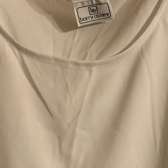 Tank (plus) - Picture 4 of 4